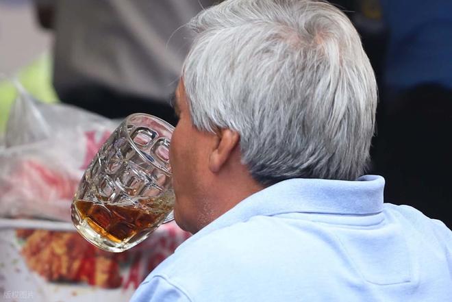 都能让人崩溃希望你是一个例外老人最可恨的12种行为占一种