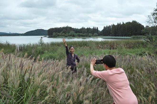 都能让人崩溃希望你是一个例外老人最可恨的12种行为占一种(图2) 都能让人崩溃希望你是一个例外老人最可恨的12种行为占一种(图2)